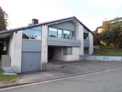 Schönes Architektenhaus mit unverbauter Aussicht