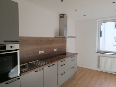 Schöne 3-Zimmer-Wohnung mit Einbauküche (Nähe Uni)
