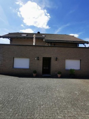 Ansprechende 5-Zimmer-EG-Wohnung in Dietzhölztal