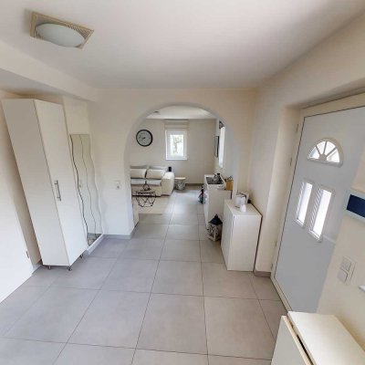 Charmante 1-Zimmer-Souterrainwohnung mit Terrasse in Weilheim an der Teck
