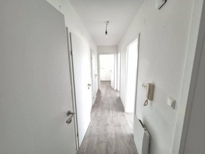 Schöne 3-Zimmer Wohnung mit Süd-West Loggia