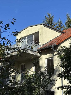 Bezugsfreie  3-Zimmer Wohnung 
(+ Hobbyraum) 
Potsdam-Babelsberg-Nord