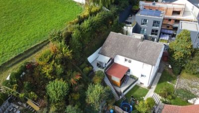 Stilvolle 4-Zimmer-Terrassenwohnung mit Einbauküche in Toplage