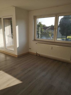 Single Wohnung mit Balkon und Aufzug