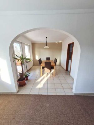 EFH plus Einliegerwohnung - NEUE Heizung plus Photovoltaik