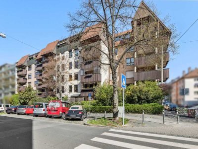 Attraktive 4-Zimmer-Wohnung mit Balkon und Tiefgaragenstellplatz in Nürnberg/St. Johannis