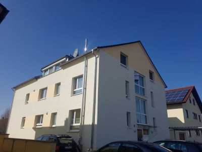 Einzigartige 3 Zimmer-Dachgeschosswohnung mit Balkon
