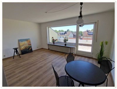 Genießen Sie den Sommer auf Ihrer Dachterrasse! Flotte 2,5-Zimmer-Wohnung mit Dachterrasse in Olc...