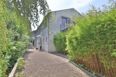 Modernes Doppelhaus in Eckernförde – flexibel nutzbar für Wohnen und Arbeiten