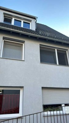 Attraktive 3-Zimmer-Wohnung zum Verkaufen in 71735, HOCHDORF
Mit einen PKW Stellplatz
