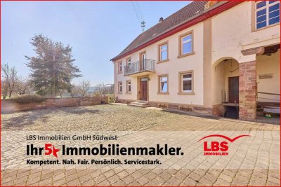 Ehemaliges Landwirtschaftliches Anwesen, mit großem Grundstück, in malerischer Lage!