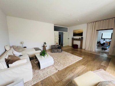 Großzügiges Penthouse mit 5 Zimmern und Balkon und Domblick