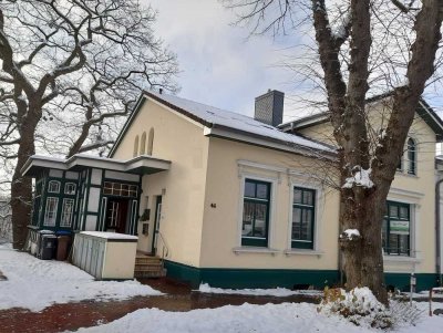 Provisionsfrei: Stilvolle 4-Zi-Wohnung in zentraler Lage mit Wintergarten und Süd-West Loggia