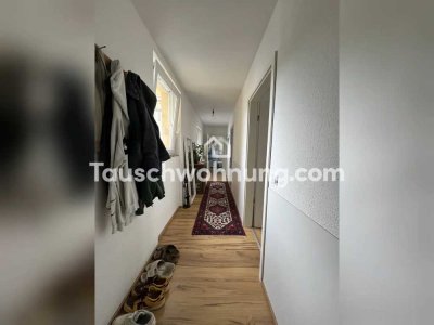 Tauschwohnung: Helle und ruhige 2-Zimmer-Wohnung mit Balkon direkt am Rhein