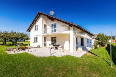 Klassisches & großzügiges Familiendomizil – Natur & Ruhe inklusive