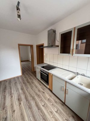 Neu renovierte charmante 2-Zimmer City-Wohnung