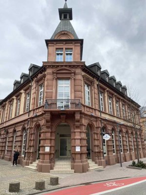 Schicke 2-Zimmer Dachgeschosswohnung in Landau (Stadt)