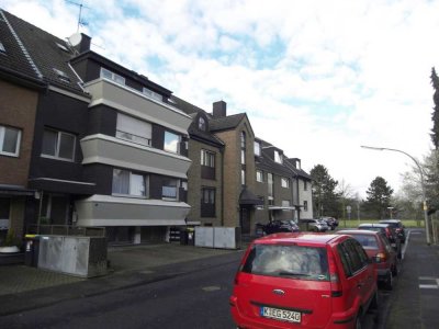 sonnige 1-Zimmer Wohnung mit Balkon, bezugsfrei, von privat, maklerfrei,  Köln-Bocklemünd/Mengenich