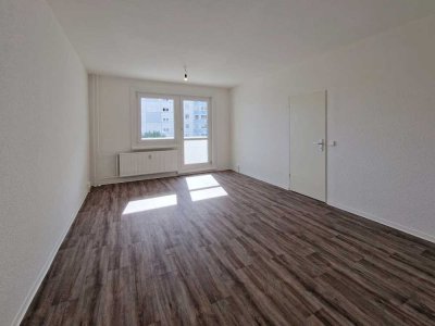 Ab 16.09. - Wohlfühlen in Marzahn - 3-Zimmer-Wohnung mit Balkon in der Märkischen Allee