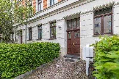 Klein - aber mein - sanierte 1R-Wohnung mit Dusche sucht Mieter