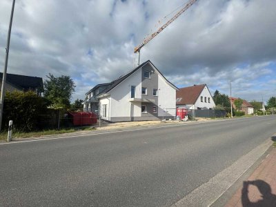 Erstbezug mit Balkon und Einbauküche: Exklusive 3-Zimmer-Wohnung in Ganderkesee