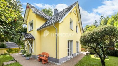 Top gepflegtes KfW-70-EFH: Gartenparadies mit Terrassen, EBK & 2 Garagen in Bärenfels