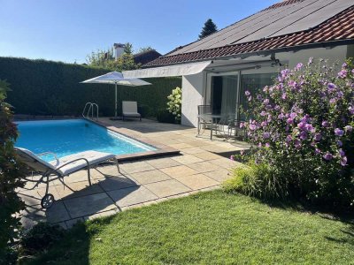 RESERVIERT! Großzügiges Einfamilienhaus mit Garten & Pool in Schwindegg