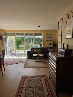 Helle 3-Zimmer-Wohnung mit großer Terrasse und Garten – möbliert und befristet vom 01.02.-31.05.26