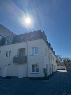 3-Zimmerwohnung Dachgeschoß mit Einbauküche in zentraler Lage von Königs Wusterhausen
