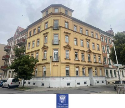 Perfekter Dachtraum mit zwei individuellen Zimmern und Tageslichtbad in Meißen!