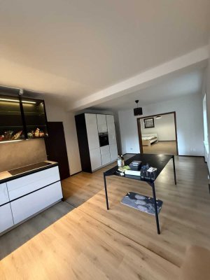 Stufenlose EG-Wohnung mit eigenem Garten und neuer Küche