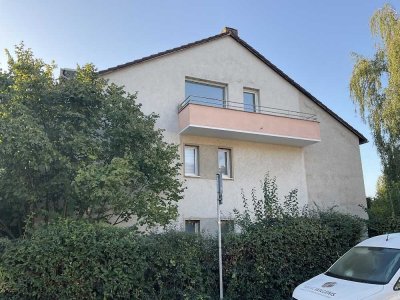 Attraktive Dachgeschosswohnung mit 2 Balkonen
