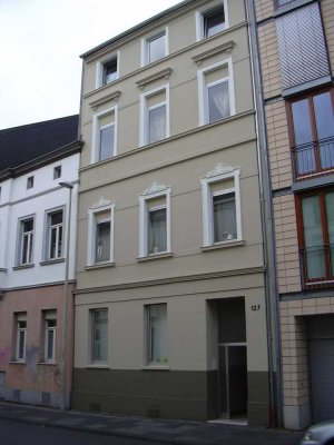 Möblierte Zimmer in Bonner-Altstadt zu vermieten.