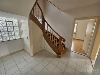 Heimeliges Einfamilienhaus in zentraler Lage