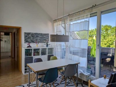 Freiwerdende 3,5-Zimmer-DG-Wohnung inkl. Carport, EBK und Balkon