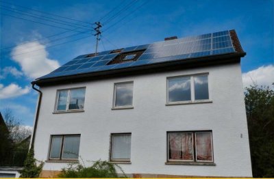 Attraktives Ein- bis Zweifamilienhaus mit viel Potenzial und förderfähig