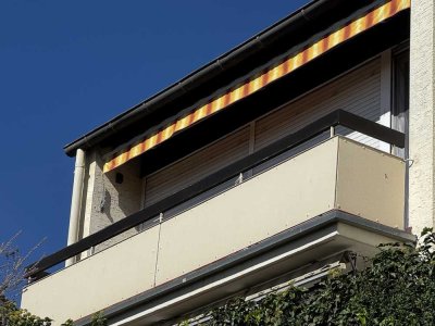 Sonnige 3 zimmerwohnung mit Balkon und Extrazimmer