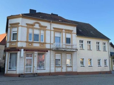Mehrfamilienhaus bestehend aus zwei Stadthäusern oder Generationenhaus