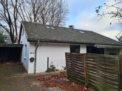 5 1/2 Zimmer Einfamilienhaus, 2 Bäder, Gäste-WC, Kamin, Carport, Bj. ca. 1985 ca. 1500 m vom Zentrum