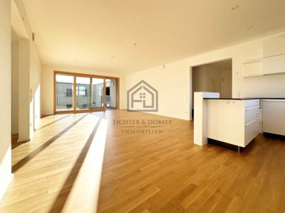 F&D | Hochwertige 4,5-Zimmer-Wohnung mit EBK, Balkon und herrlichem Honbergblick