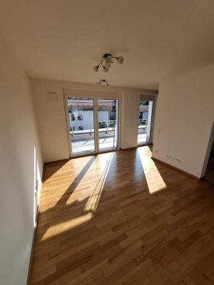 Hochwertige Penthouse 2-Zimmer Wohnung mit riesiger Terrasse und zwei Tiefgaragenstellplätzen