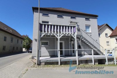 ***Zweifamilienhaus mit historischer Note in Adldorf***