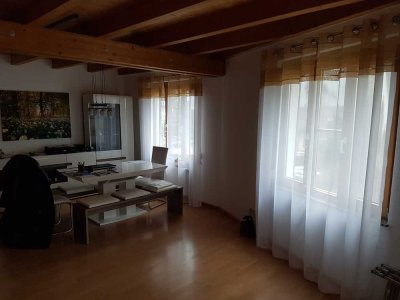 Helle Maisonette Wohnung im Ortskern von Schönau