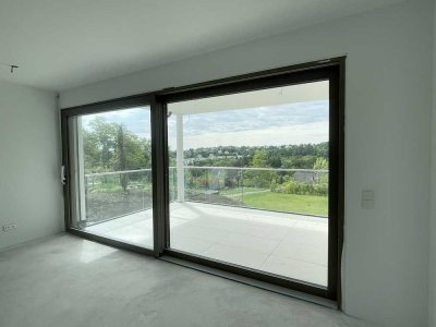 Bezugsfertiger Neubau | 3 Zimmer | Ausblick | großer Balkon | Aufzug | exklusive Wohngemeinschaft