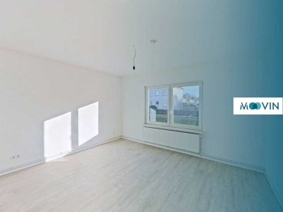 Renovierte 2-Zimmer-Erdgeschosswohnung mit viel Lichteinfall und Tageslichtbad