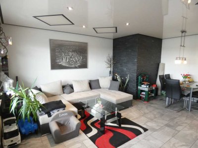 Moderne 3-Zimmerwohnung mit einmaligem Weitblick | Balkon und Außenstellplatz