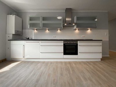 KL - Nähe Stadtpark, 4 ZKB, Einbauküche, modernes Badezimmer *Erstbezug nach Renovierung*