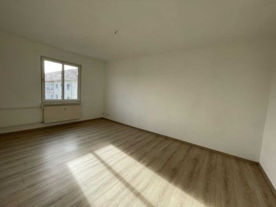 Schöne 2 Raum Wohnung in zentraler Lage