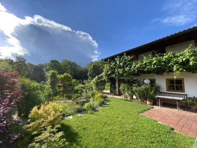Einfamilienhaus mit 6 Zimmern vom Architekten Rechl mit Parkgrundstück in Großkarolinenfeld