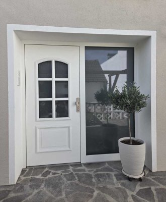 Erstbezug nach Sanierung: 3-Zi.-Wohnung mit 82 m² in Karlsdorf-Neuthard